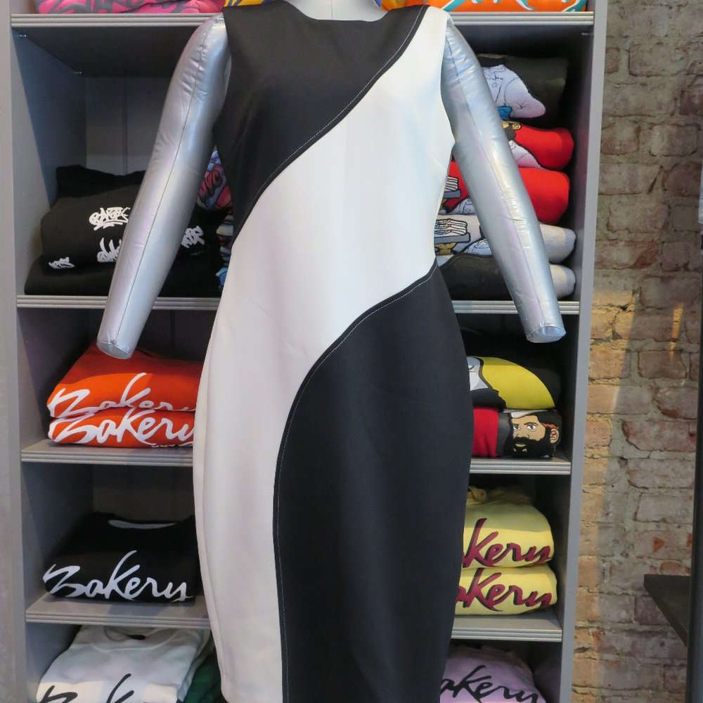 Calvin Klein Dress Like New sz 6